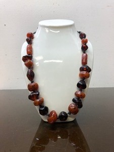 lot 285 image: Large Chunky Amber-Style Necklace
