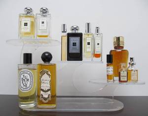 lot 59 image: Excellent Estate Lot of Perfume Cologne etc