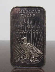 lot 17 image: 1oz .999 Fine Silver Ingot wEagle
