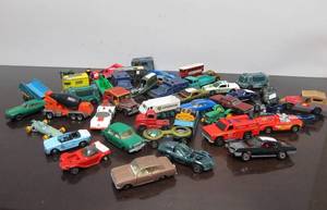 lot 30 image: Lot of Old Vintage Diecast Cars