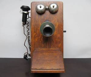 lot 36 image: Antique Oak WESTERN ELECTRIC Telephone