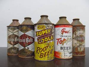 lot 39 image: 5 Old Vintage Cone Top Beer Cans