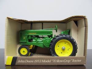 lot 125 image: NIB Diecast Metal JOHN DEERE 1953 Model 70-Row Crop Tractor