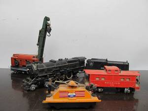 lot 100 image: Lot of Vintage AMERICAN FLYER Trains & Accessories