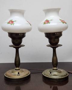 lot 271 image: Matching Pair of Vintage Brass Desk Lamp wWhite Glass Floral Shades