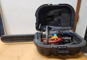 lot 319 image: Working HOMELITE 2.3AV Powerstroke Chainsaw wCase