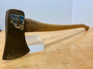 lot 356 image: Vintage MASTER MECHANIC Axe