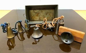 lot 365 image: Group of Assorted Vintage & Antique Brass Bells