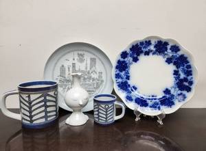 lot 95 image: Very Nice Lot of Scandinavian etc Mugs Plates etc