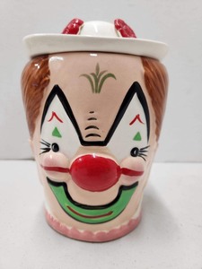 lot 372 image: Vintage 1950s-60s YONA Originals Clown Face Cookie Jar