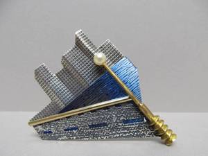 lot 3 image: Fantastic Signed 3D Cityscape Brooch wTitanium Sterling Silver & Pearl