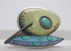 lot 16 image: Excellent Signed DEB KARASH Sculptural Prismacolor on Sterling Silver Brooch Pendant
