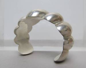 lot 36 image: Heavy Signed Vintage Taxco Southwestern Sterling Silver Cuff Bracelet - Signed MHP