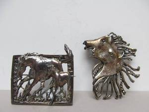 lot 38 image: Sculptural Sterling Silver Horse Brooch & Brooch Pendant