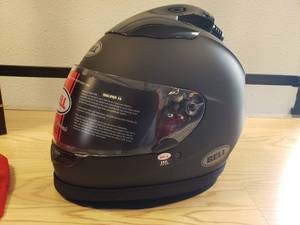 lot 108 image: Bell PS Qualifier Forced Air Helmet - Black - 3XL