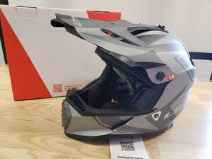lot 120 image: LS2 Gate Helmet - Matte GrayBlack - XS