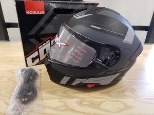 lot 125 image: Castle SN CX935 Raid Helmet - CharcoalSilver - 5XL