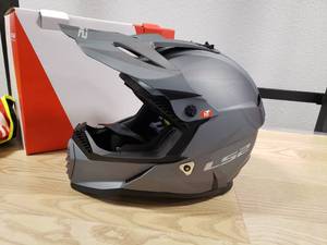 lot 132 image: LS2 Gate Two Face Helmet - Grey - Medium