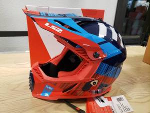 lot 139 image: LS2 Gate YOUTH Helmet - Gloss RedBlue - Large