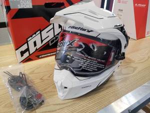lot 152 image: Castle EL CX950V2 Wake Modular Dual Sport helmet - Gloss White  Charcoal  Black - 2XL