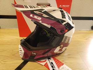 lot 159 image: LS2 Gate XCode helmet - Gloss White  Violet - YOUTH Large