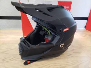 lot 162 image: LS2 Gate helmet - Solid Matte Black - 3XL