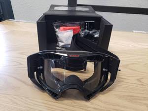 lot 172 image: LS2 Aura Googles - Black with clear lens