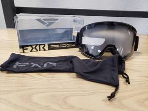 lot 205 image: FXR Ridge Cylindrical anti-fog oversized googles - Black with clear lens
