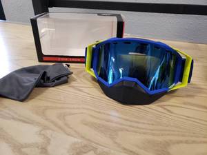 lot 209 image: Fly Racing Zone Snow googles - Blue  Hi Vis with Sky Blue mirror  smoke lens