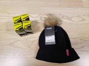 lot 228 image: FXR Sonic beanie Black and 4 Castle Thermatex Balaclavas