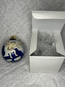 Hand Painted Merry Christmas 2005 Ceramic Ornament
