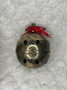 Vintage Silver Toned Latching Potpourri Round Ornament Ball