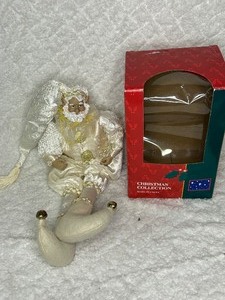 Musical Vintage Santa Ornament