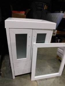 lot 31 image: Vanity Art Brescia 24 in. W x 18.1 in. D x 35.8 in. H Single Basin Bathroom Vanity in White with Top in White Ceramic and Mirror