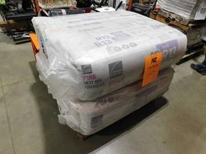 lot 147 image: Owens Corning R-13 Kraft Faced Fiberglass Insulation Batt 16 in. x 96 in. (10-Bags)