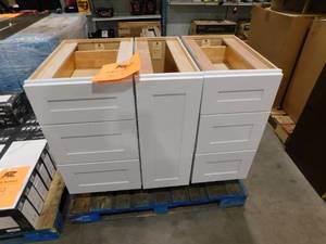 lot 209 image: (3) Kitchen Cabinet Lot
