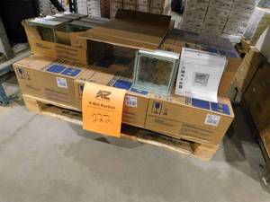 lot 222 image: Seves Nubio 4 in. Thick Series 8 in. x 8 in. x 4 in. (64-Pack) Wave Pattern Glass Block (Actual 7.75 x 7.75 x 3.88 in.)