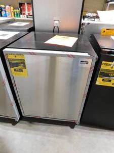 lot 228 image: Summit Appliance  24 in. W 4.8 cu. ft. Mini Fridge in Panel-Ready, Counter Depth
