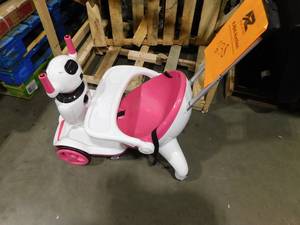 lot 238 image: TOBBI 6-Volt Kids Ride On Car Electric Robot Buggy Toy Vehicle with Remote Control, Pink