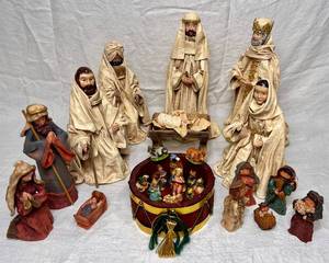 4 Nativity Sets Lot #2