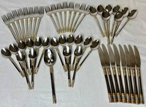 Wallace 1810 Golden Corsica Stainless Steel Service for 8