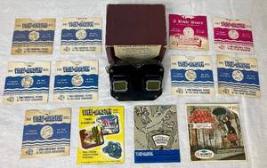 Vintage 1950s Sawyers View Master Stereoscope Black Model C and Slides