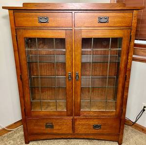 Bassett Arts & Craft Style Oak Double Door Lighted Bookcase