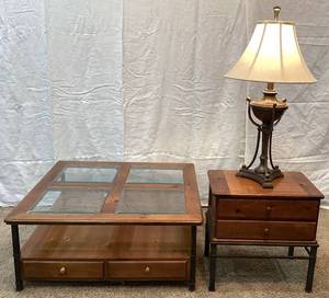 Hammary Coffee Table with End Table and Lamp