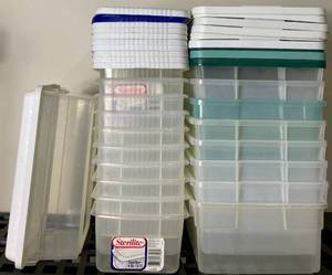 Bundle of 19 Storage Totes - 6 qt and (unmarked) 12qt