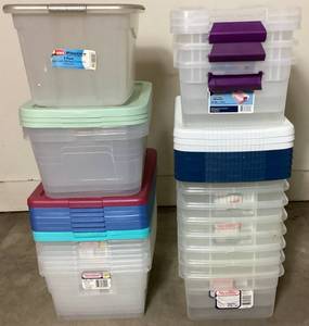 23 - 15 qt & 16qt Storage Bins