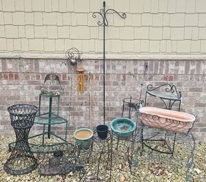 Outdoor Garden Dcor Bundle