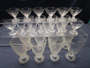 lot 22 image: Bubble Boopie Stemware