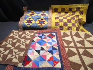 lot 28 image: Quilt Samplers