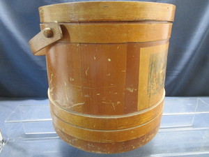 lot 54 image: Vintage Firkin Style KnittingSewing Bucket